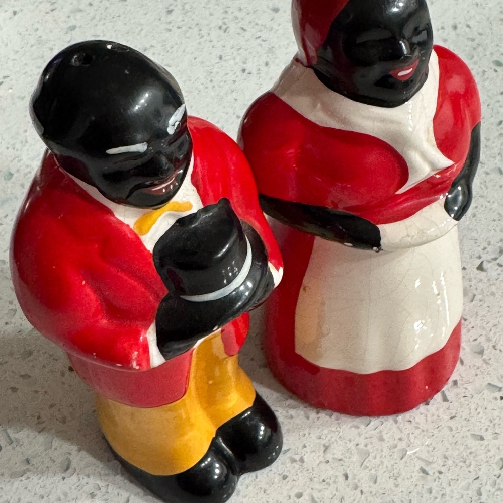 Vintage Aunt Jemima Red and Black Ceramic Figurines salt, and pepper shakers